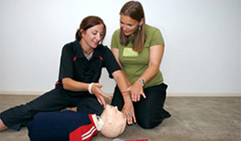emergency first aid training at work